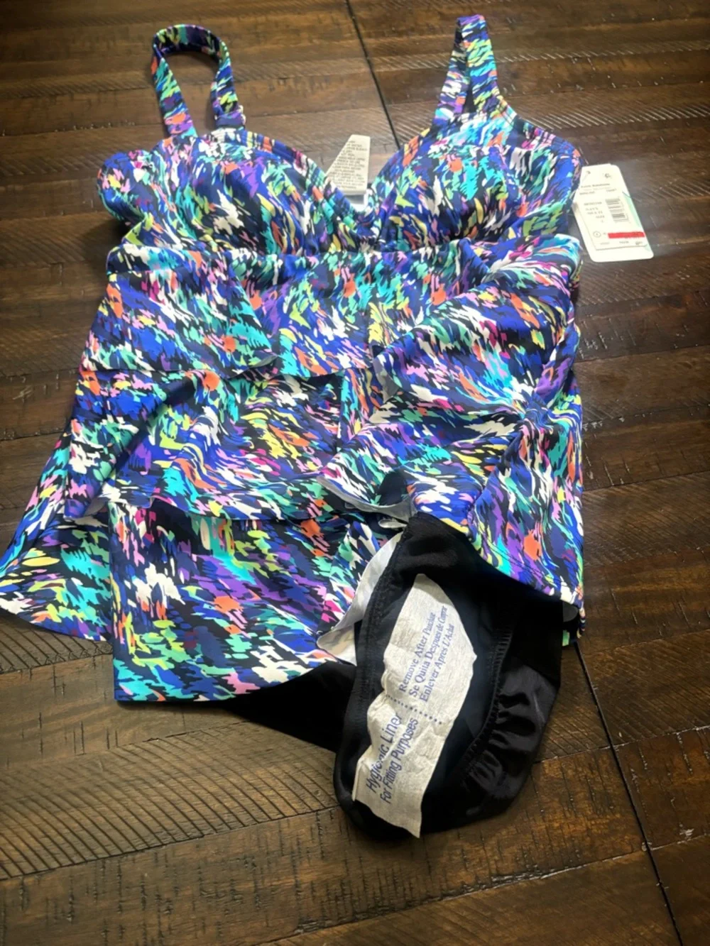 Swim Solutions Multicolor Ruffle Tankini with Black Bottoms Size 8 
#00016 - Picture 3 of 10